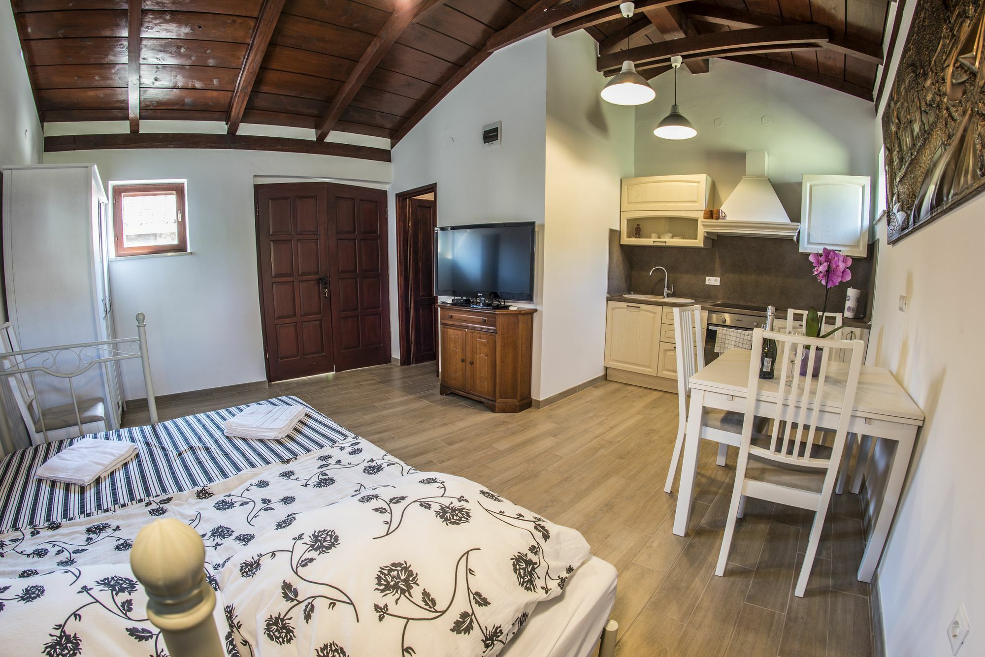 Diegos Apartments Пула Екстериор снимка