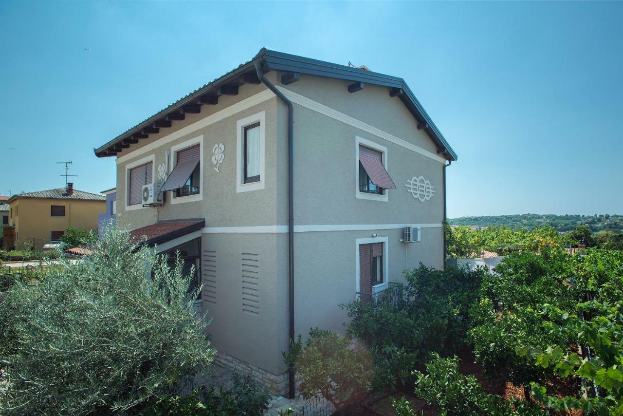 Diegos Apartments Пула Екстериор снимка